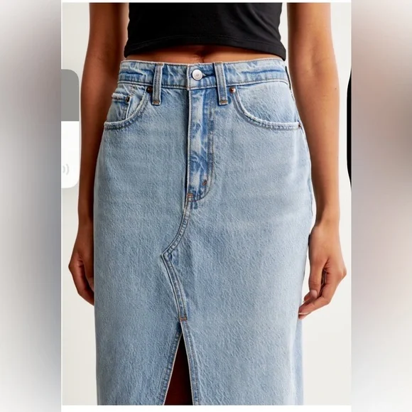 NWT Ambercombie & Fitch Denim Skirt - Picture 4 of 10